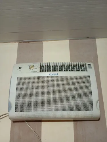 Vende-se um ar condicionado