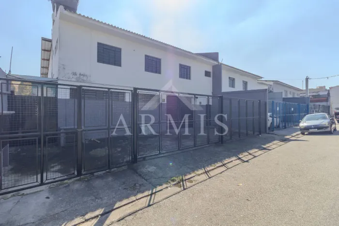 Galpão de 375m² disponível para locação em Canhema - Diadema