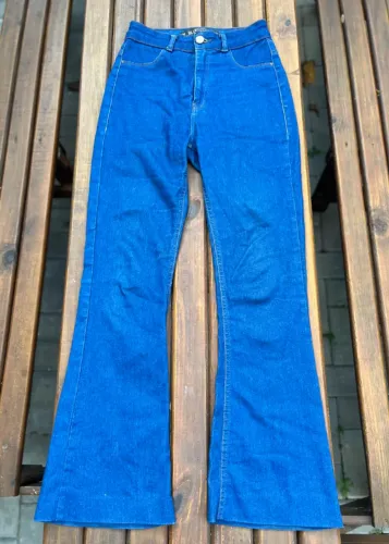 Blue Steel Calça jeans flare azul escura 38