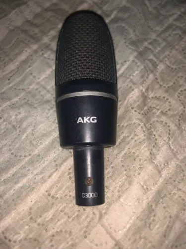 Microfone AKG C3000 Condensador Profissional - Estúdio e Gravação