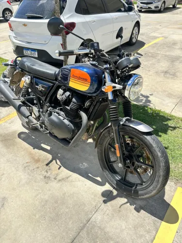     Royal Enfield Interceptor 650 - Impecável, Pronta para Rodar