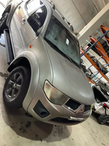 Sucata 2012 L200 Triton 3.5 V6 para retirada de peças