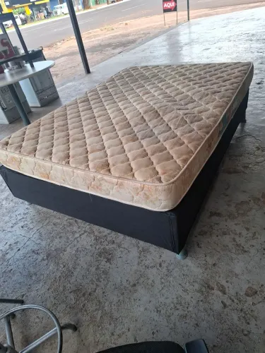 Cama Box casal com colchão