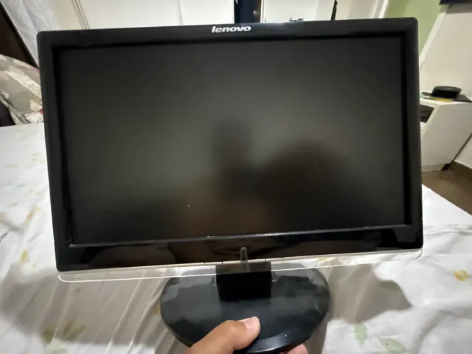 Monitor Lenovo - Ótima Oportunidade!
