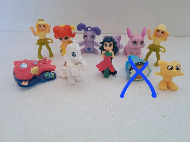Colecionáveis Miniaturas Kinder Meninas