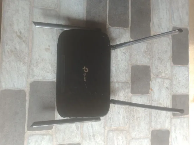 Vendo roteador tp link EC225 G5