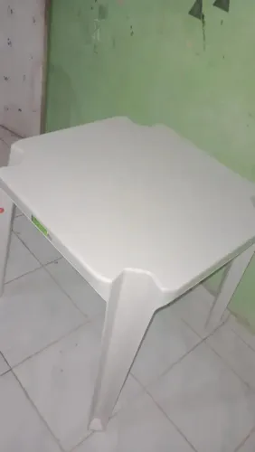 Mesa plástico