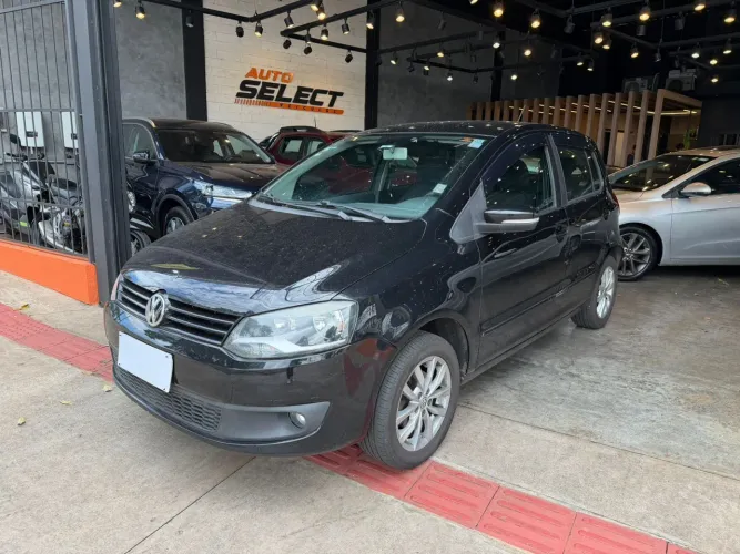 Volkswagen Fox 1.6 MI Total Flex 8V 5P 2014
