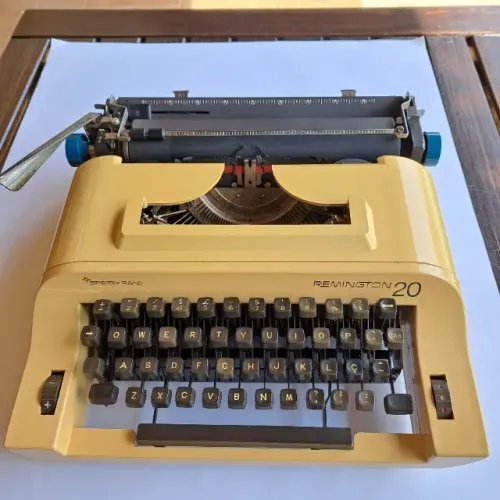 Máquina de Escrever Sperry Rand Remington 20