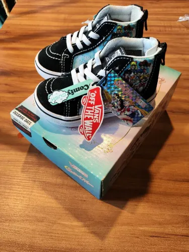 TÊNIS SK8-HI ZIP COMFYCUSH INFANTIL VANS X SAILOR MOON tamanho 21  