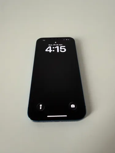 iPhone 13 128 GB com 83% de Bateria