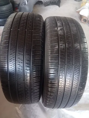 Par Pneus Pirelli 255/65/17