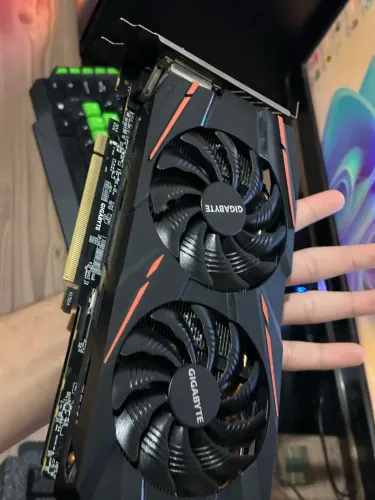 Rx 580 Gigabyte Gaming OC (Stop Fan)