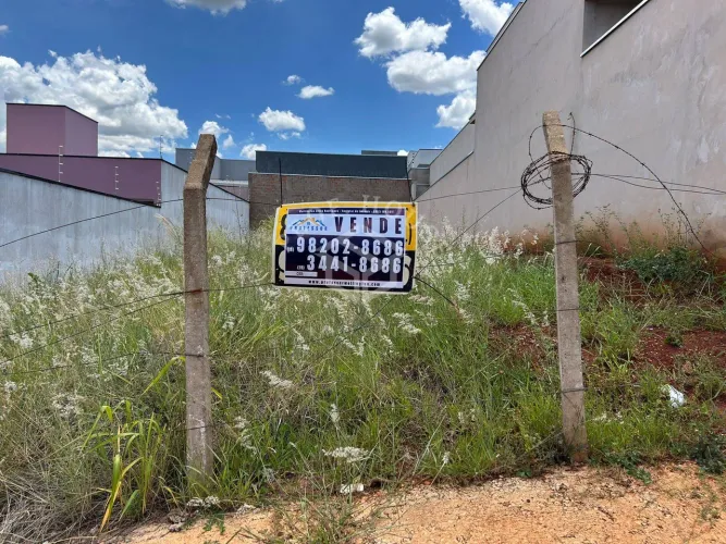 Terreno à venda no Residencial Colinas do Engenho I em Limeira-SP