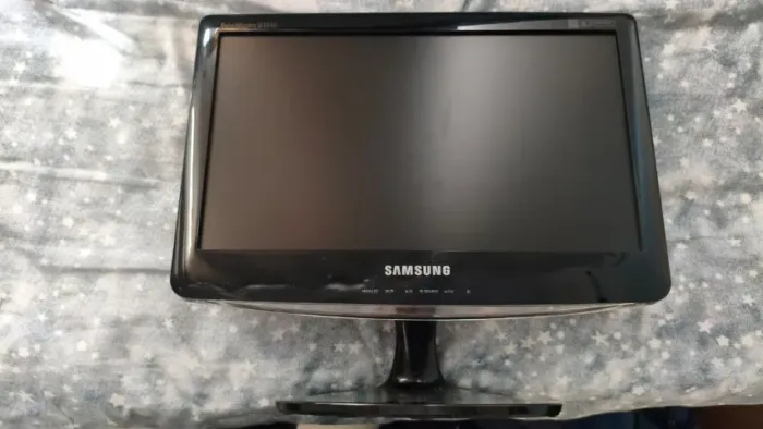 MONITOR SAMSUNG (leia a descrição)