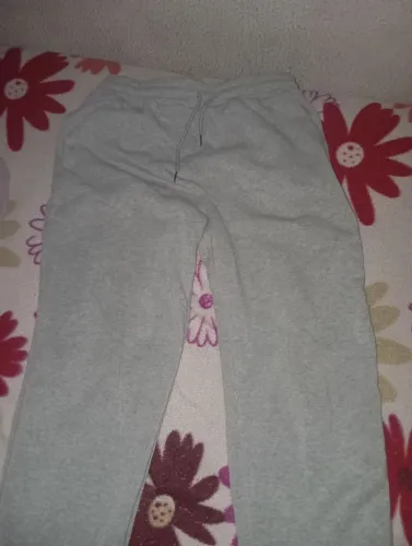 Calça moletom cinza feminino e masculino
