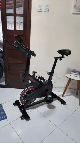Bicicleta de academia (ergometrica)