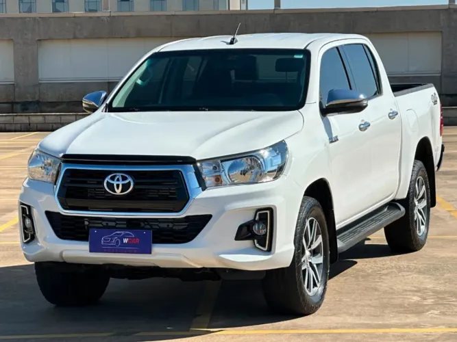 Toyota Hilux CD SRV 4X4 2.8 TDI Diesel Aut. 2020