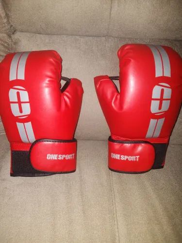 Luva de boxe e muay thai