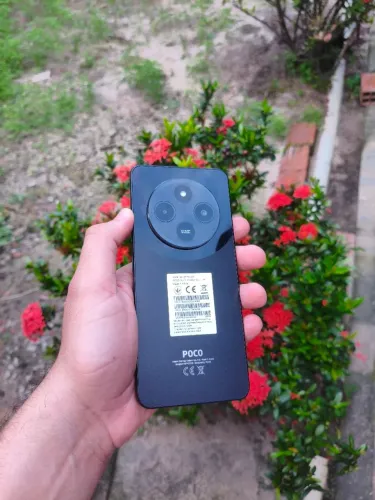 POCO C75