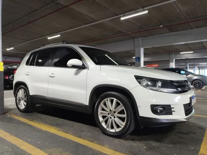 Volkswagen Tiguan 2.0 TSI 16V 200cv Tiptronic 5P 2015