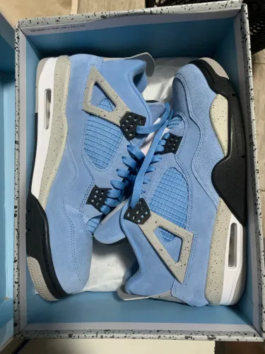 Jordan 4 University Blue