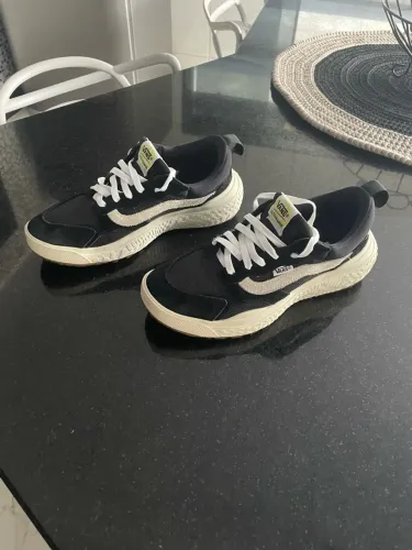 Vendo vans ultrarange neo vr3