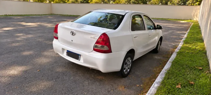 Toyota Etios X Sedan 1.5 Flex 16V 4P Mec. 2018
