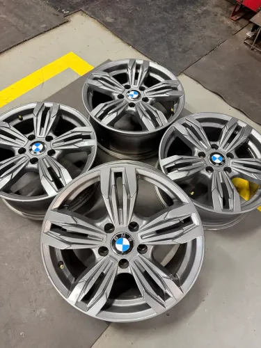 Roda aro 17 BMW