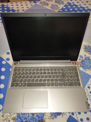Notebook Lenovo IdeaPad S145 - Ryzen 5 / 12GB RAM / SSD + HD / ótimo estado