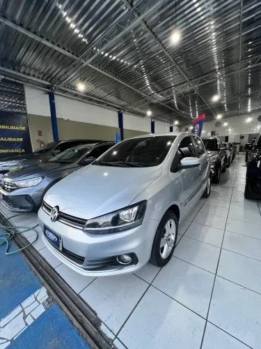 Volkswagen Fox Highline 1.6 Flex 16V 5P 2016