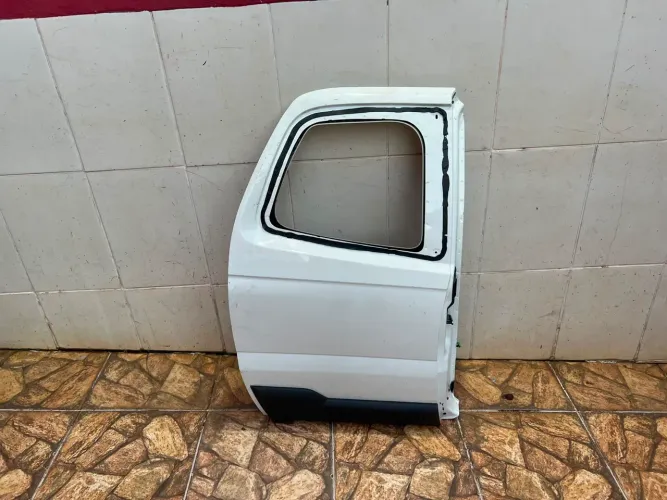 Porta traseira Direita Strada CD / Cabine Dupla 2014/2015/2016/2017/2018/2019/2020