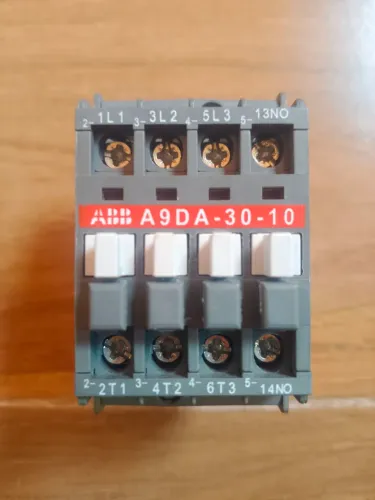 Contator ABB