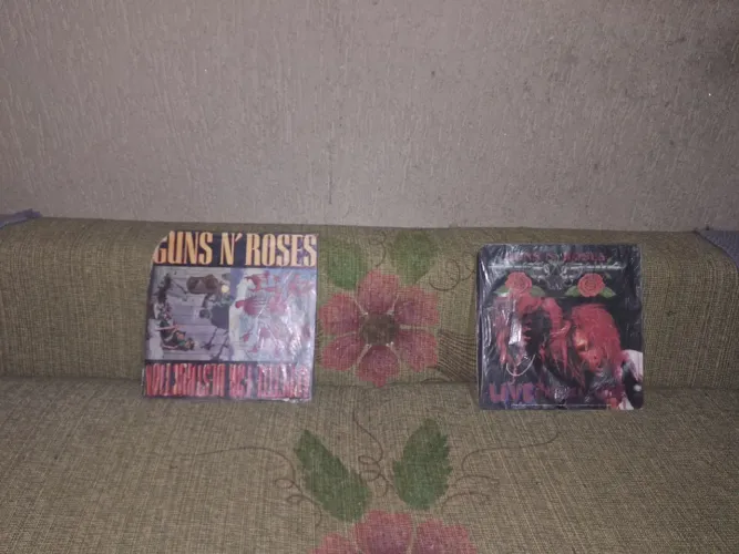 Dois vinil do Guns n' roses