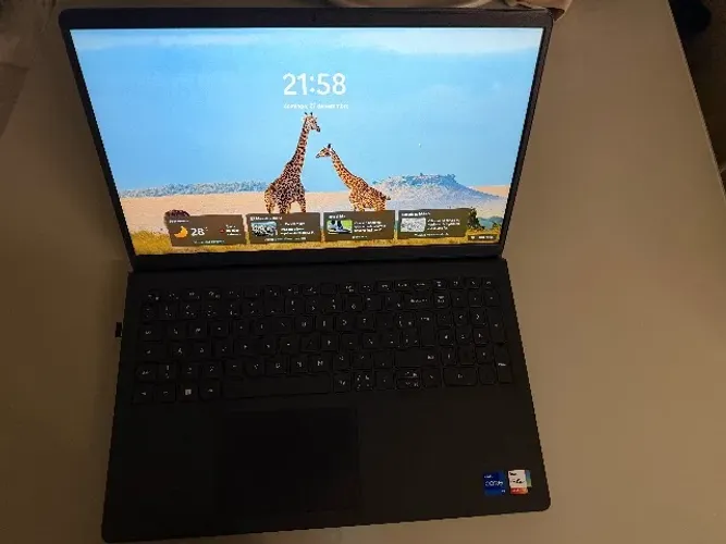 Notebook Dell Inspiron 15 3520 i7 12ª Geração 16GB RAM SSD 512GB