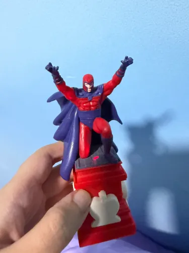Magneto - Peça de Xadrez Marvel Planeta Deagostini 