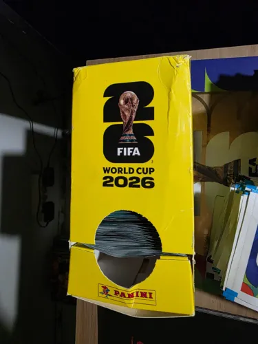 Pack Panini 100 pacotinhos de Figurinhas da copa do mundo 2026 ORIGINAIS!!!!