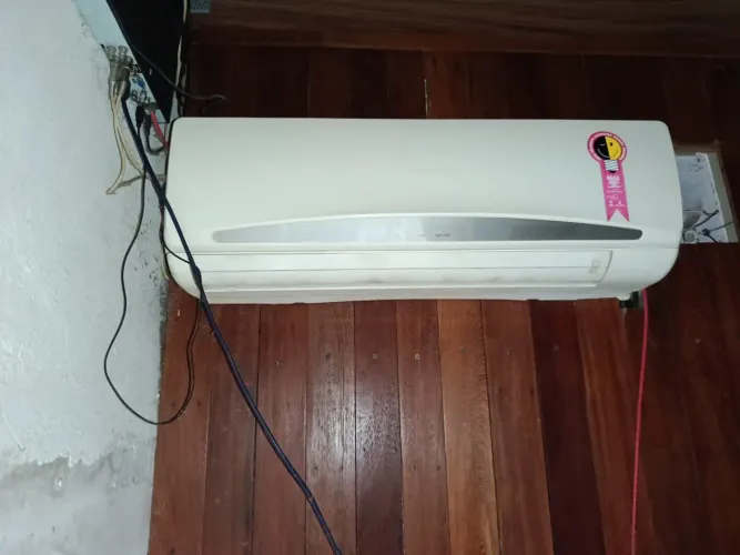 Vendo central de ar, funciona perfeitamente só falta o gás.
