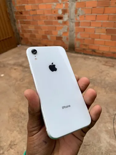 iPhone xr 64 gb