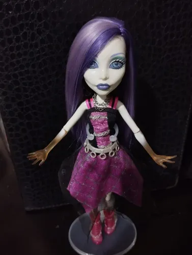 Monster High - Spectra Ghouls Alive G1