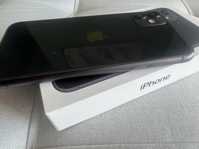iPhone 11