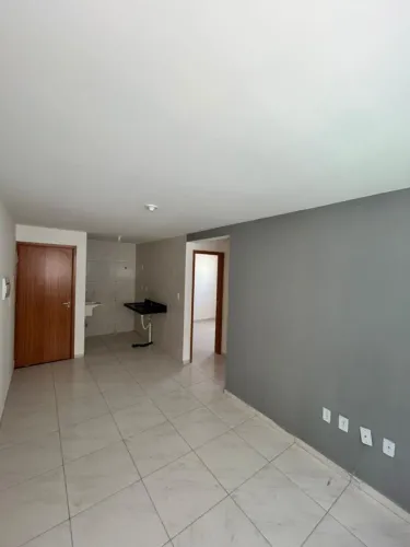 Apartamento com 2 dormitórios à venda por R$ 135.000,00 - Paratibe - João Pessoa/PB