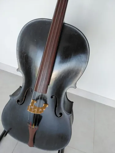 Violoncelo feito luthier Feitosa tamanho 4/4 dois arcos fibra e octogonal valor R$5500