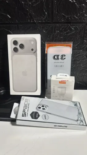 iPhone 17 pro Max 256 lacrado , silver