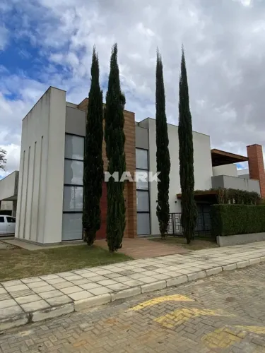Duplex no Parque dos Ipês I