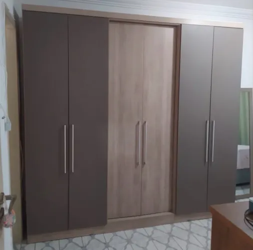 Guarda roupa seminovo para venda