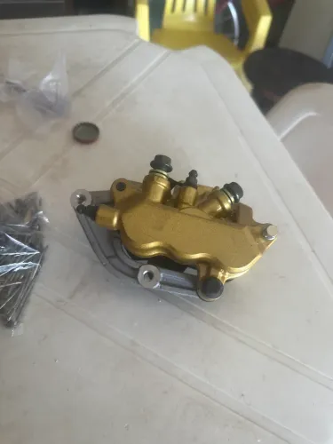 Vendo pinça de freio da xre abs
