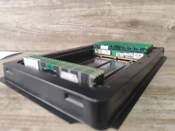 Lote 16 Memórias RAM 12xDDR2 & 4xDDR1