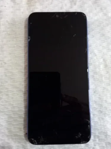 Celular estregado 