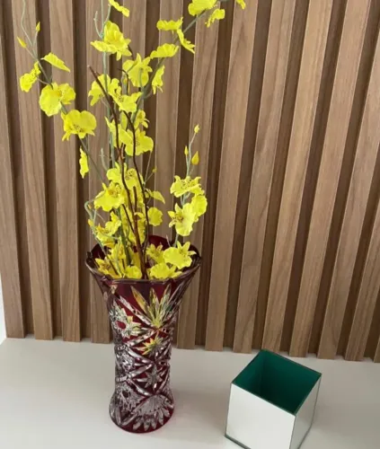 Vaso de flores decorativo
